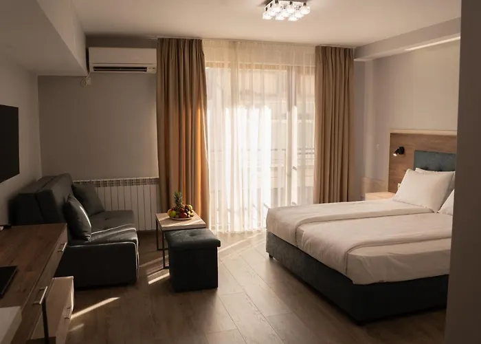 Πανσιόν Velik 3*