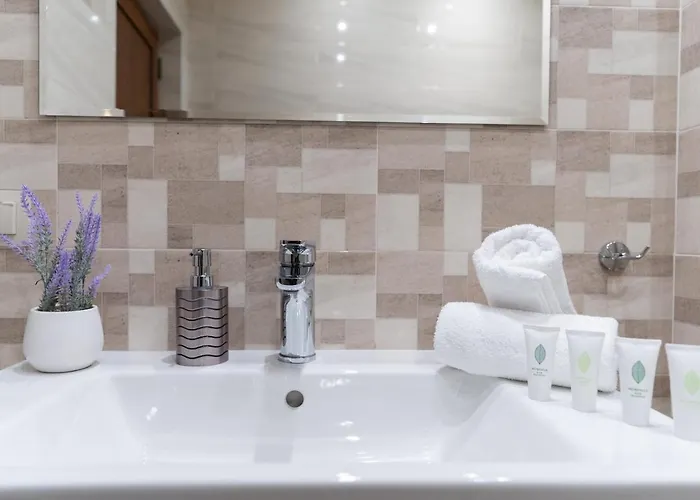 Velik 3* Σαντάνσκι